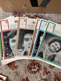 Kompletnich 12 kusu z roku 1979 casopisu Melodie