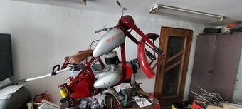 Jawa pérák 250 - Kominista