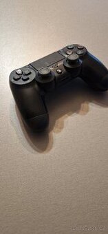 Originální ovladač Playstation 4