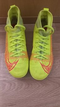 Kopačky Nike Mercurial vel. 33