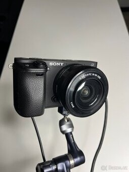 Sony Alpha 6400