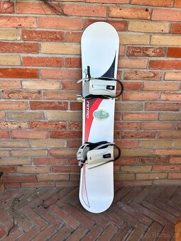 Snowboard značky Nitro