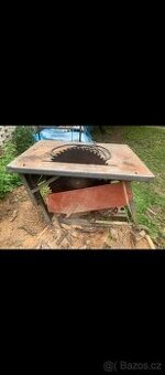 Cirkulárka z kolébkou