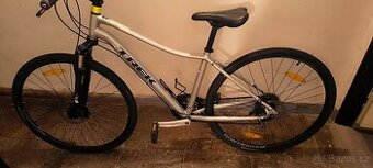 Prodám dámské kolo trekové