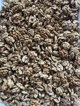 Letošní loupané vlašské ořechy