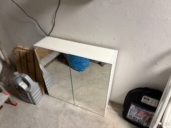 Koupelnová skříňka