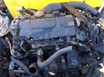 Motor TRAFIC VIVARO 2.0 DCI EURO 5 13r 84kW M9R630