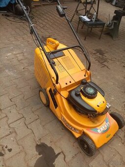 Zahradní sekačka