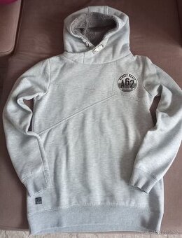 Chlapecká mikina s kapucí s kožíškem vel. 158/164