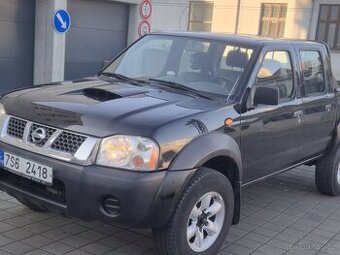Nissan Navara   d22   4x4  tazny