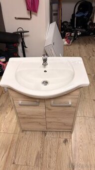 Skříňka s umyvadlem