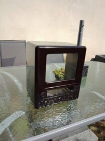 Skříňka protektorátního rádia