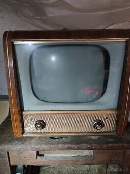 Prodám starý televizor