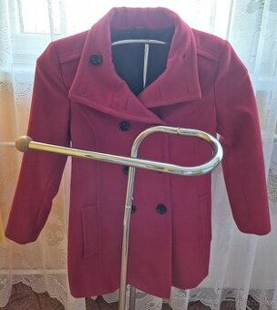 Červený kabát vel. 36