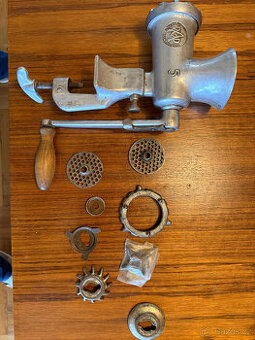 Retro mlýnek na maso RAP 5