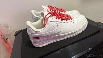 Nike af1 supreme 42