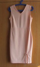 Světle růžové šaty - 1