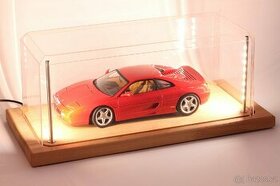 LED vitrína na modely aut 1:18 nová - 1