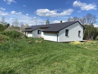 Novostavba s pozemkem 3000m2 Vítězná Huntířov