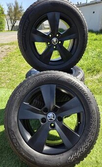 Pěkná zimní sada Škoda Superb 3 16" 5x112 215/60/16