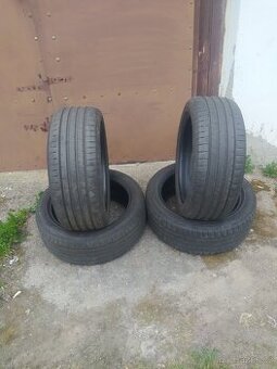Sada pneu Dunlop Sport MAXX RT2 245/45 R19