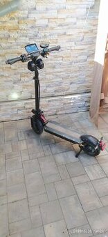 Elektrokoloběžka Janobike T10