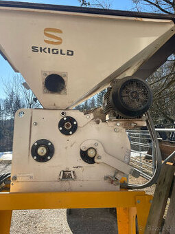 Mačkač obilí SKIOLD RS350 7500W
