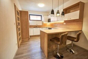 Nízkoenergetický RD Brno venkov, 7+kk, z roku 2022, dvojgará - 1