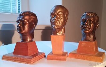Tři králové komunismu Stalin, Lenin, Gottwald.