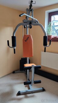 Posilovací věž LaubrSport