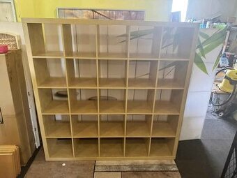 Nový pouze vybalený a sestavený čtvercový regál Ikea Expedit - 1