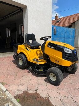 Zahradní traktor traktůrek CUB CADET LT2