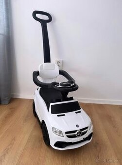 Autíčko - odrážedlo MERCEDES.