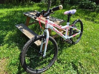 Lehké dětské kolo CORE NIPPER 20"