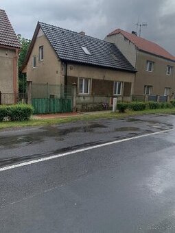 Prodám rodinný dům v Dobroměrich ulici Komenského