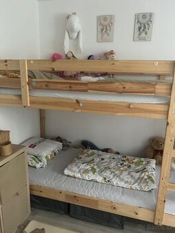 Ikea patrová postel