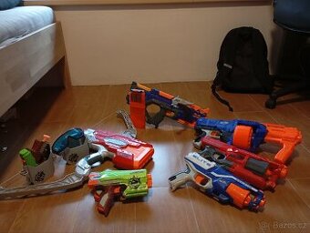 Sada NERF pistolí - funkci kusy, bez šipek