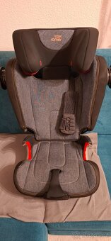 Autosedačka Britax Römer KIDFIX II. XP Sict 15-36kg