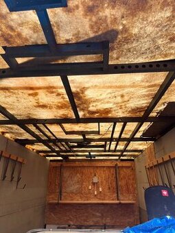 Stavební buňka - hákový nosič