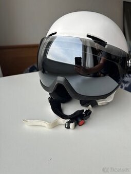 Lyzarska helma /snowboard s brylemi crivit pro