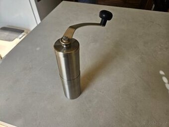 Mlýnek na kávu Porlex Tall II