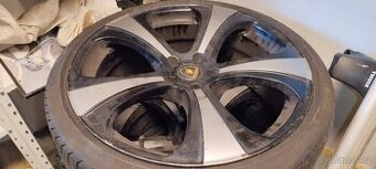 ALU kola R20 pneu pirelli