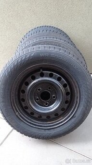 Zimní pneu 185/65 R15 88T Nokian jako nové + disky
