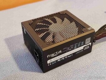 PC zdroj Fractal Design 600W 80PLUS Platinum
