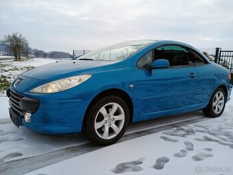 Peugeot 307cc / 2.0 16v // KRÁSNÁ // BEZ KOROZE