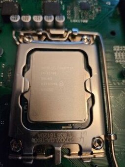 Intel i7-12700 + chladič, nový, výkonný a úsporný CPU