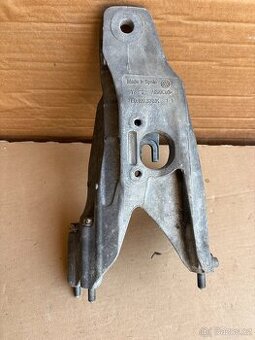 originální držák motoru VW T6 2.0TDI CXE 7E0199370K