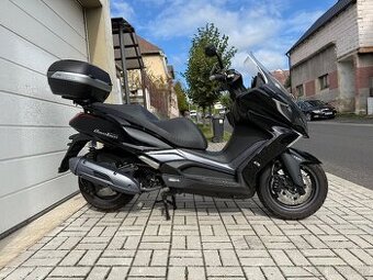 Kymco NewDowntown 125i, cz doklady, jen 7000km