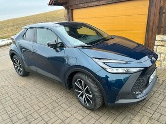 Toyota CH-R 2.0 plugin hybrid