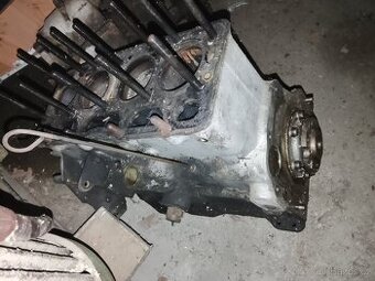 Škoda Octavia 1203 blok